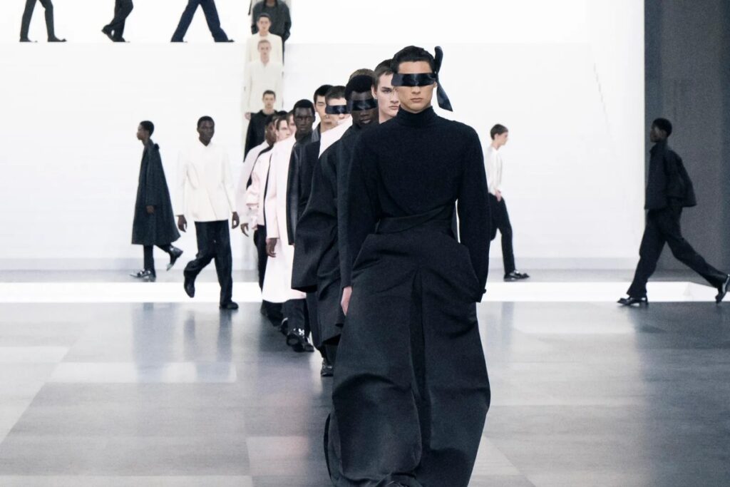 Dior Men FW 2025 revolved around the theme of metamorphosis / Photo via Dior