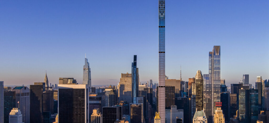 111 West 57th Street and Midtown Skyline / Photo The Dronalist,