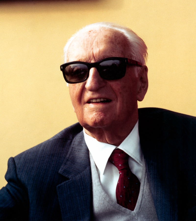 Enzo Ferrari in Modena on the occasion of the passage of the Historic Mille Miglia / Photo Ferrari