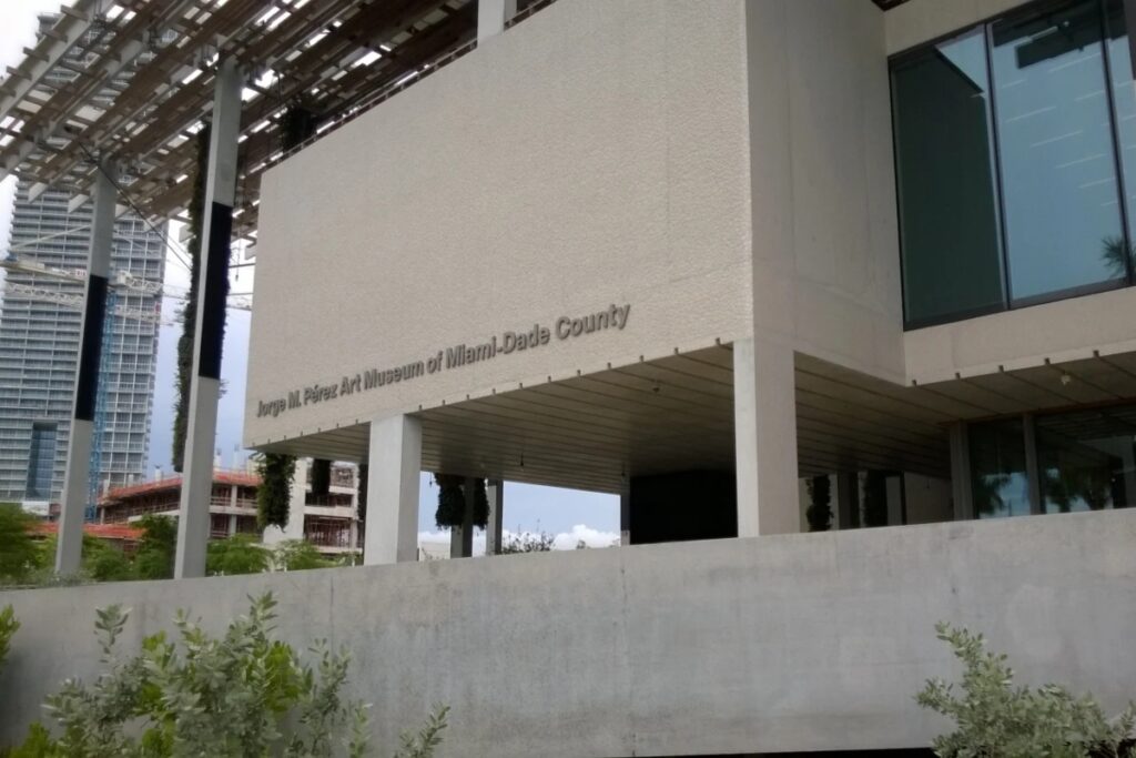 The museum's innovative structure harmoniously blends with nature, offering an immersive experience that extends beyond its galleries / Photo PAMM