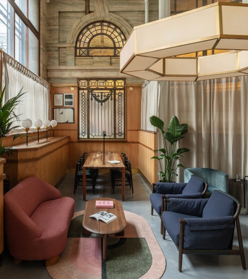 Upon arrival, guests step into a grand double-height lobby, a space that once served as a bustling typists’ room in the 1950s / Photo via Holloway Li