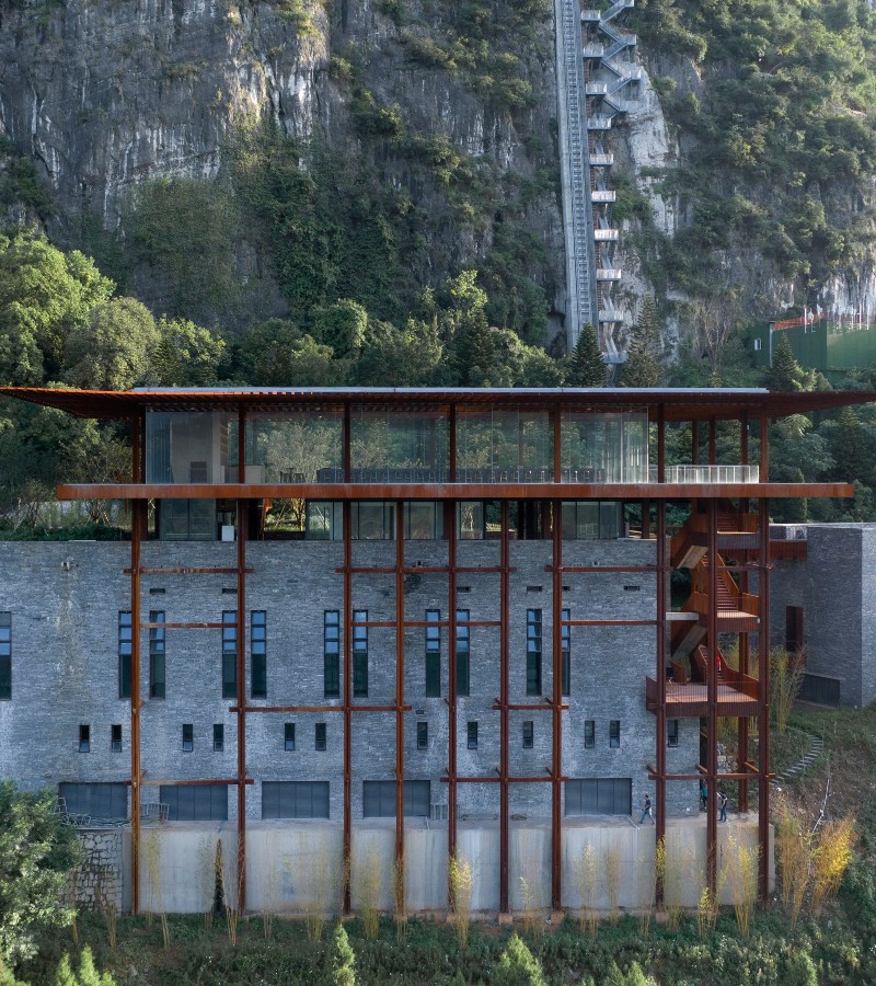 The Renovation of Tianbao Cave District of Erlang Town, China / Photo via Liu Jiakun