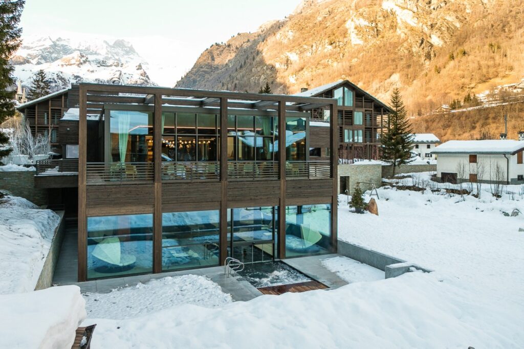 Nestled in the charming village of Alagna Valsesia, this new establishment is designed to provide luxury and comfort after a day on the slopes / Photo via NH Collection