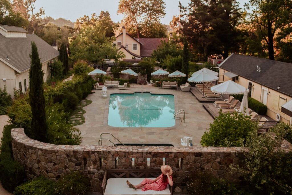 The Sonoma region is flourishing with Michelin-starred restaurants, sleek new tasting rooms, and high-end hotels opening frequently / Photo via Farmhouse Inn