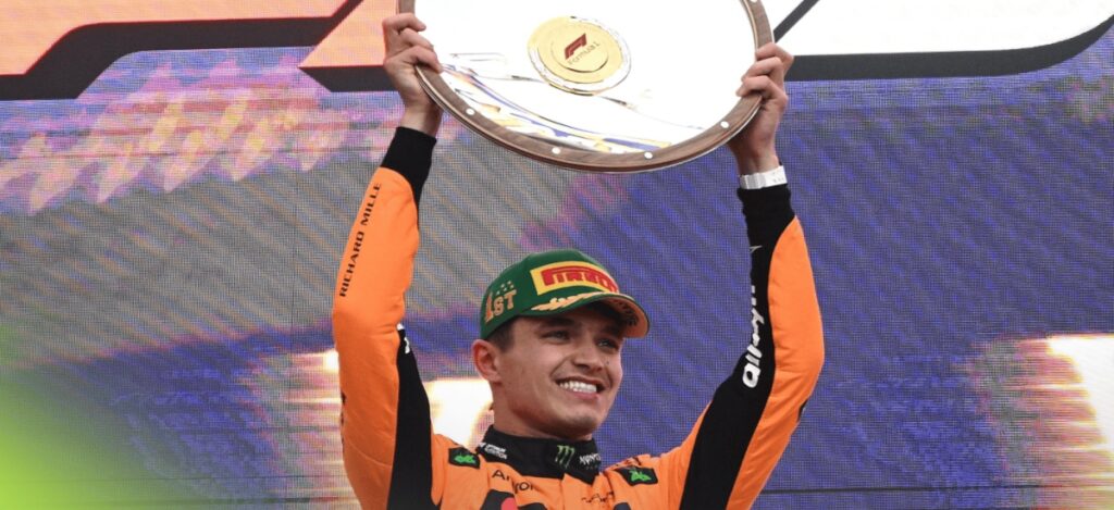 Lando Norris, starting from pole position, controlled the wet conditions in Melbourne to secure his first-ever win at Albert Park, in the Australia GP / Photo Australian GP