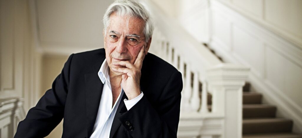 From his early days in Lima to the prestigious podium of the Nobel Prize, Mario Vargas Llosa’s life has been as compelling as his fiction / Photo Diario Avance