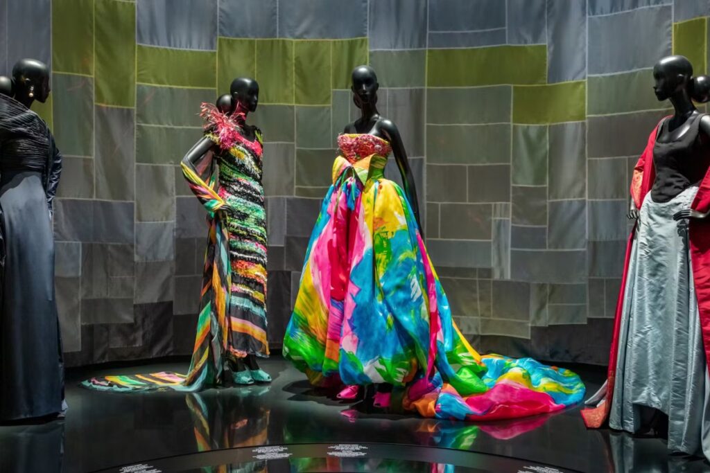 New materialities and display strategies introduced in other rooms aim to enhance the relationship between the viewer, object, and space / Photo via Dior