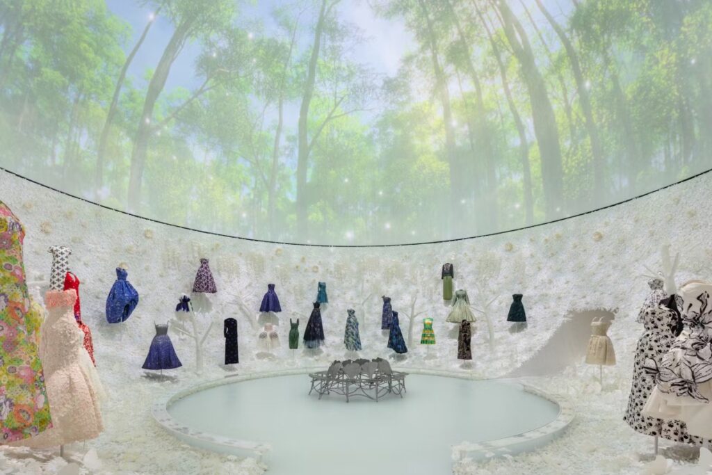 Other notable projects include the renovation of the Gallery of the Kings at the Museo Egizio in Turin and the ongoing renovation of the heritage-listed Perth Concert Hall in Australia / Photo via Dior