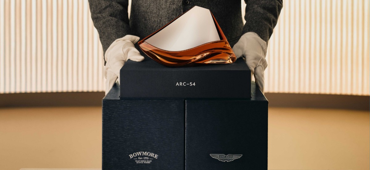 Bowmore ARC-54 represents a masterful culmination of heritage and innovation / Photo via Bowmore