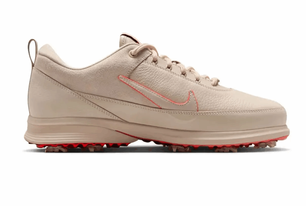 The colorway evokes the soft glow of dawn / Photo Nike
