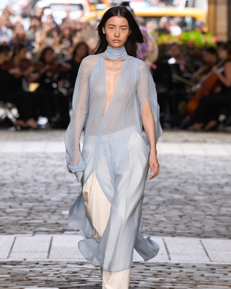 For those who love to make a statement, tangerine orange offers high-impact vibrancy / Photo Prabal Gurung