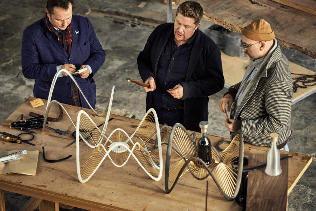 Built using principles of tensegrity, the bronze structure suspends the decanter as if floating in time / Photo The Dalmore