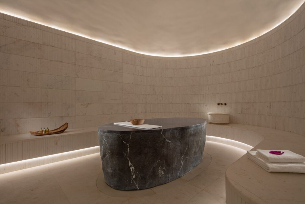 For those seeking a deeper experience, a full-day package includes early access to the tranquil pool and pristine beach, providing a serene space for contemplation / Photo Anantara