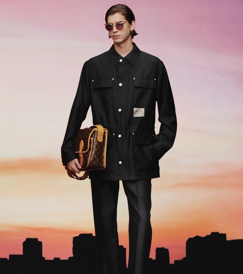 After debuting the first part of the Pre-Fall 2025 Menswear Collection, which focused on travel-inspired looks, the narrative now transitions from Paris to the sun-drenched vibes of Miami / Photo via Louis Vuitton