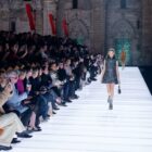 This season’s narrative paid tribute to both myth and modernity. While unmistakably regal, the designs felt distinctly wearable. / Photo Louis Vuitton