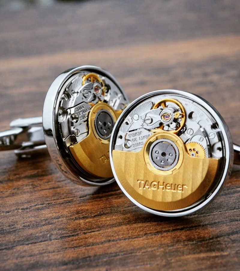 TAG Heuer cufflinks, for example, offer a tasteful nod to precision and craftsmanship. Small items with big impact / Photo TAG Heuer