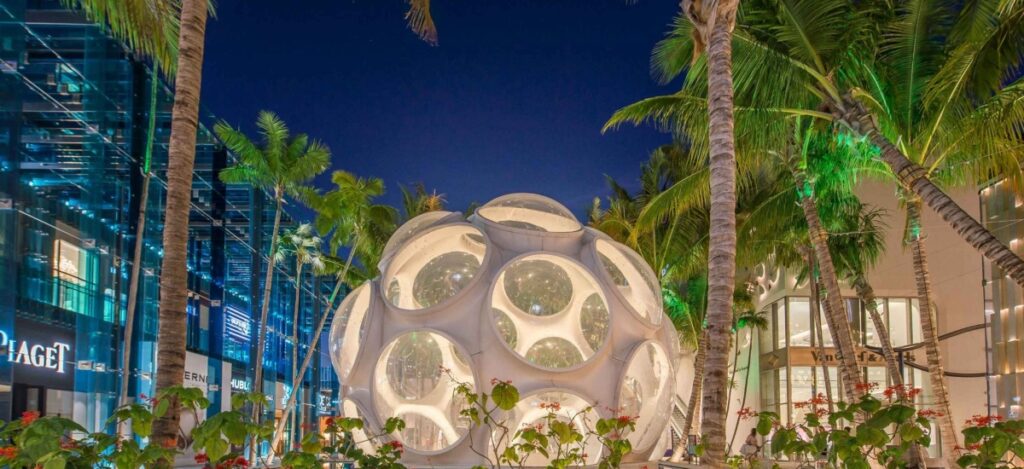 Miami Design District invites families to explore world-class shopping, unique dining, and striking architecture that redefines what a Father’s Day celebration can be. / Photo Miami Design District