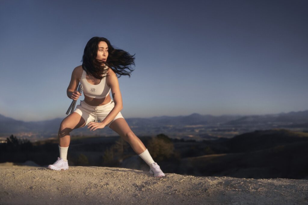 Using On’s CloudTec® technology and Helion™ super foam, each step offers high-impact support and responsive cushioning, designed for long-term wear. / Photo Loewe x On