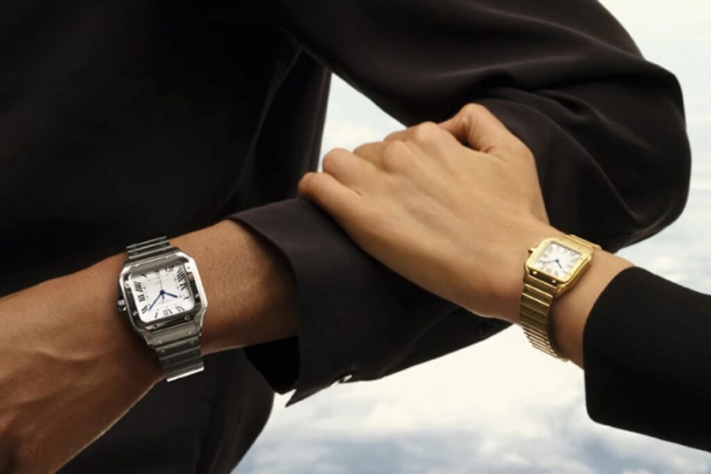The scaled-down dimensions only heighten the sophistication, making the Santos a perfect choice for those who appreciate quiet luxury with a touch of history. / Photo Cartier