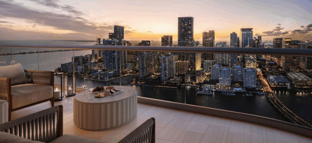 The Residences at Mandarin Oriental, Miami will offer breathtaking views and sophisticated finishes / Images: Swire Properties