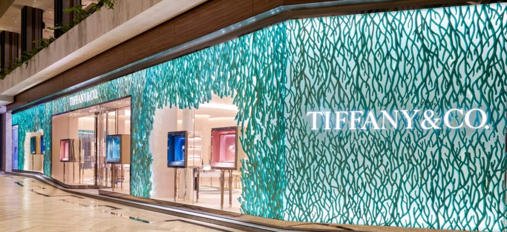 The future of building is no longer limited by traditional blueprints and bricks. Across Europe, 3D architecture is reshaping skylines and possibilities. / Photo Tiffany & Co