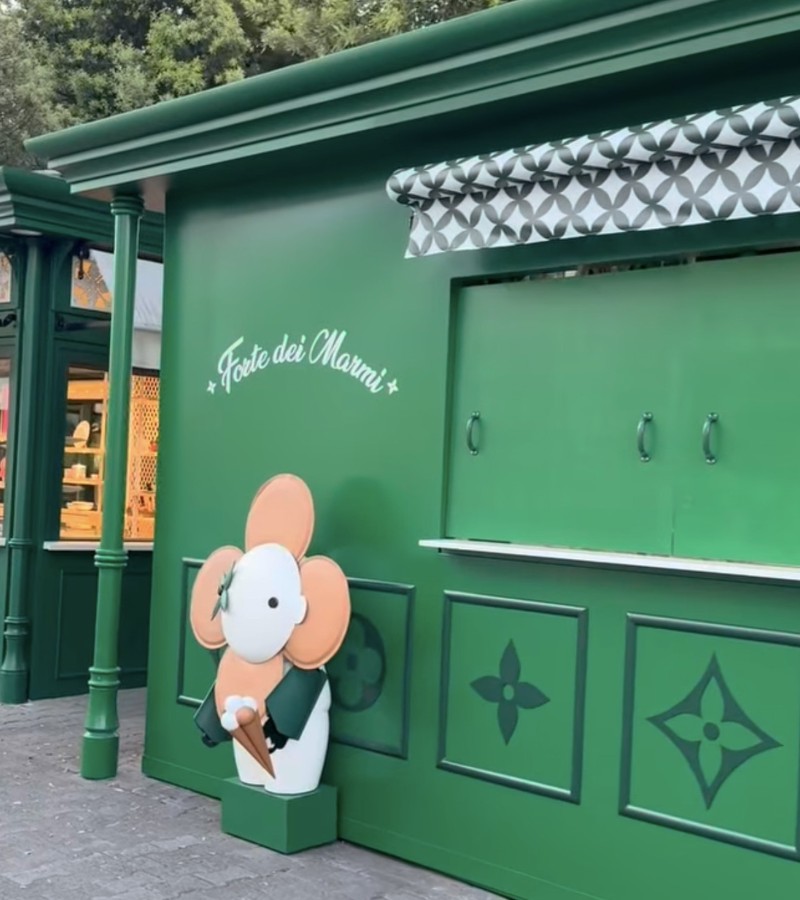 This artisan kiosk, designed in a vintage-inspired green tone, captures the spirit of a traditional Italian gelateria — with a high-fashion twist / Photo via Louis Vuitton