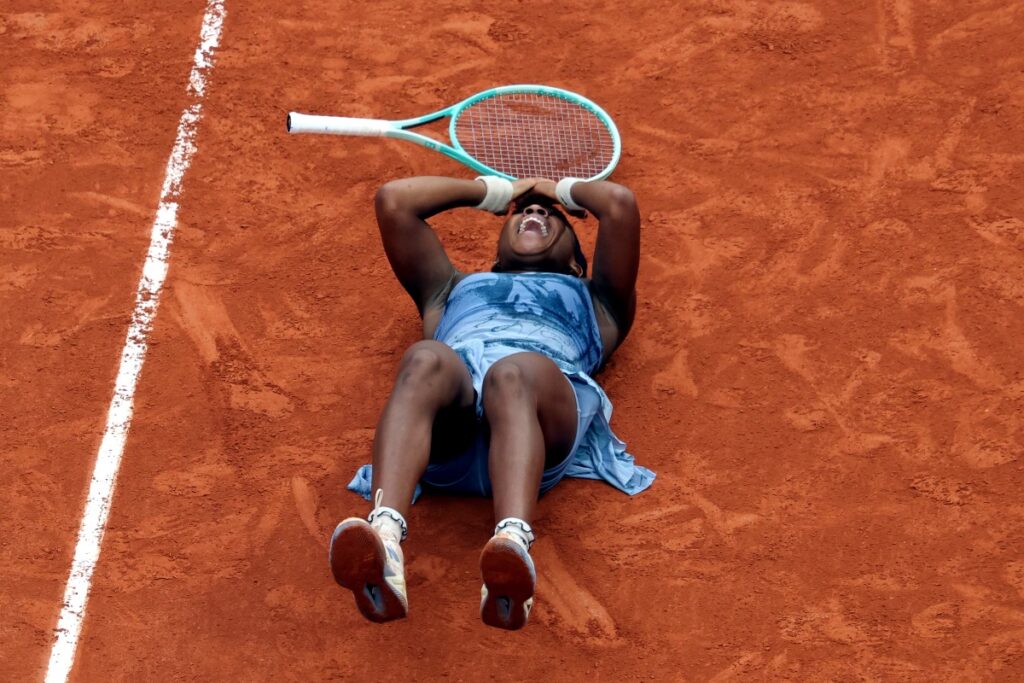 Her previous Grand Slam triumph came at the 2023 US Open, where she also defeated Sabalenka in a three-set thriller. / Photo Roland Garros