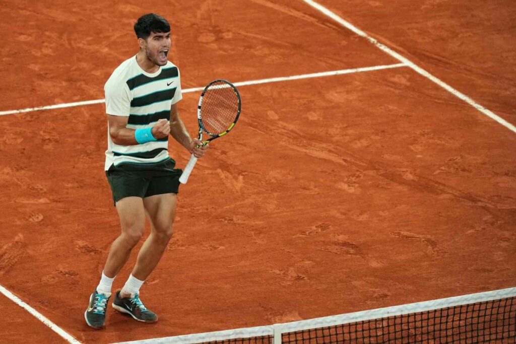 Now, Alcaraz repeats the Spanish legend's feat 17 years later in a similarly dramatic Roland Garros final. / Photo Roland Garros