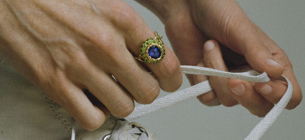 What do the Ballon d’Or trophy, Roland Garros’ iconic cups, and the jewels of Marie de Medici have in common? They were all crafted by Europe’s oldest family-owned jewelry house. / Photo Mellerio