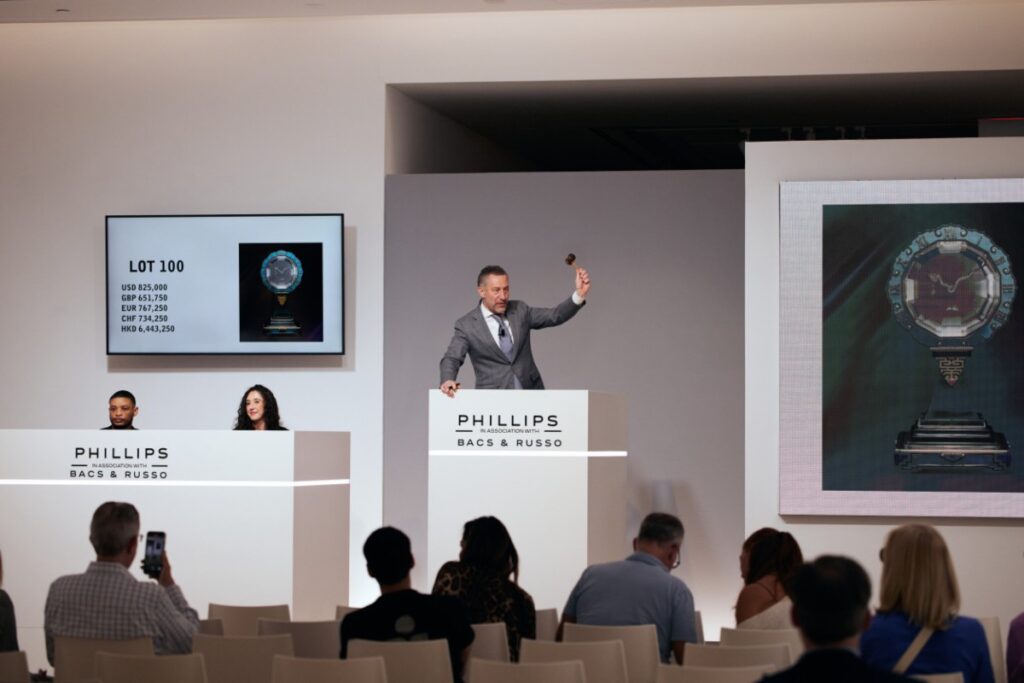 Over the course of the auction weekend, collectors from more than 70 countries participated—nearly one-third of the world was represented in a single saleroom / Photo via Phillips Auction