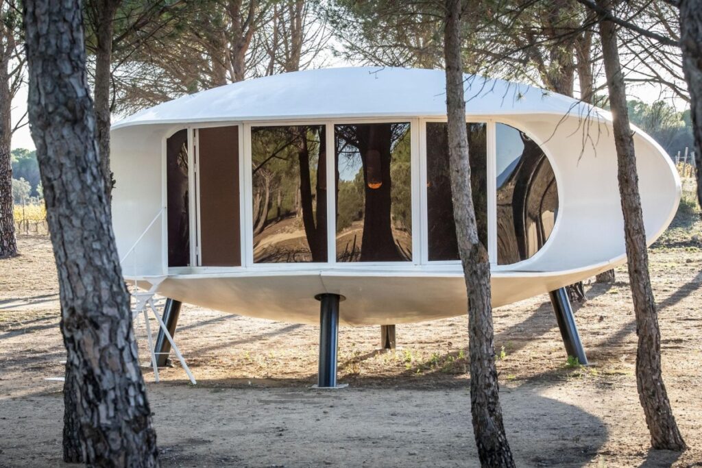 Originally built in 1969 by Greek architect Nikolaos Xasteros and located in Girona, Spain / Photo via Nikolaos Xasteros