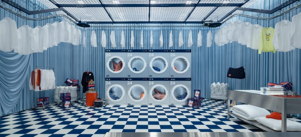 This immersive Hermès pop up is much more than a visual spectacle. It invites guests to explore the brand’s craftsmanship through an interactive quest, blending luxury with playful curiosity / Photo Hermès