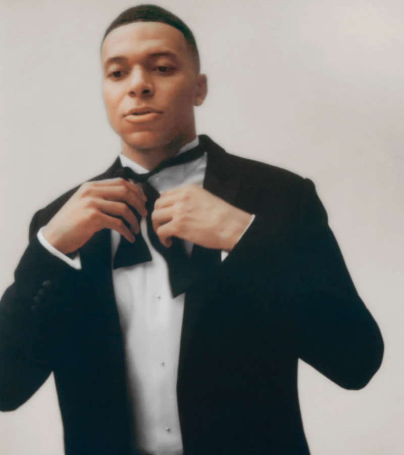 JW Anderson revealed the collaboration via Instagram, with the message: “Kylian Mbappé is the voice of a generation and an inspiration beyond sports.” / Photo Dior