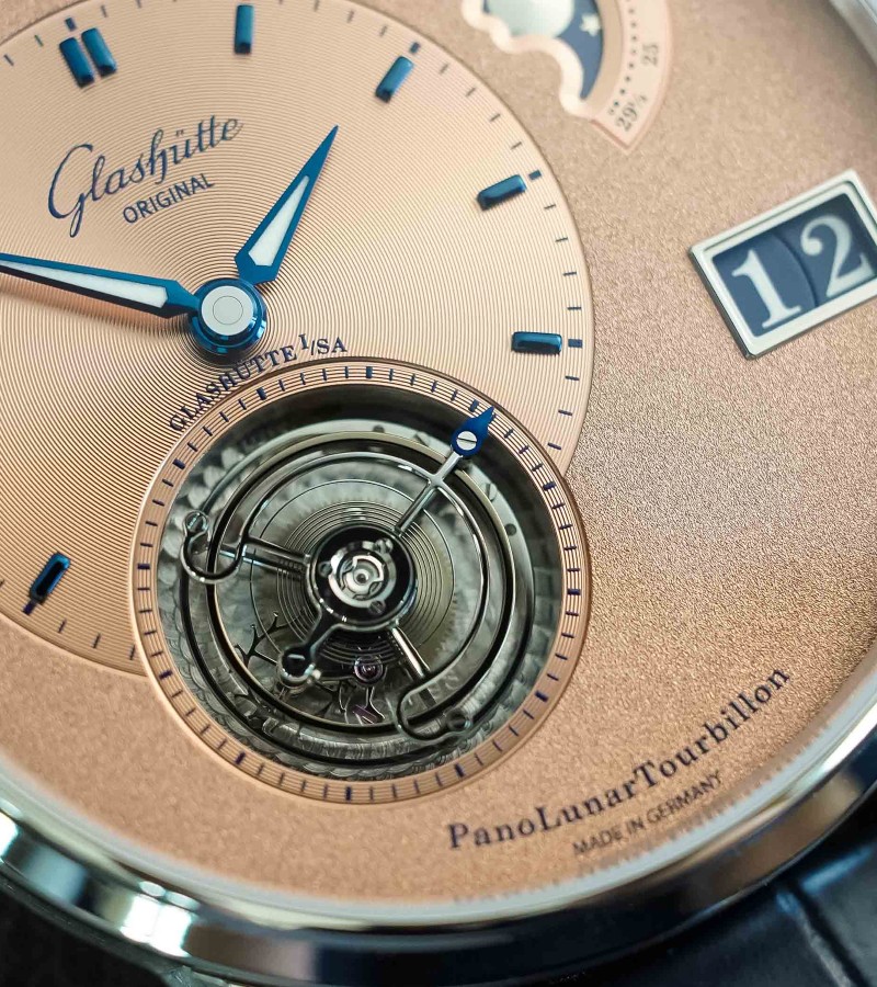 At the heart lies the in-house automatic Calibre 93‑03, an enhanced iteration of its predecessor / Photo via Glashütte