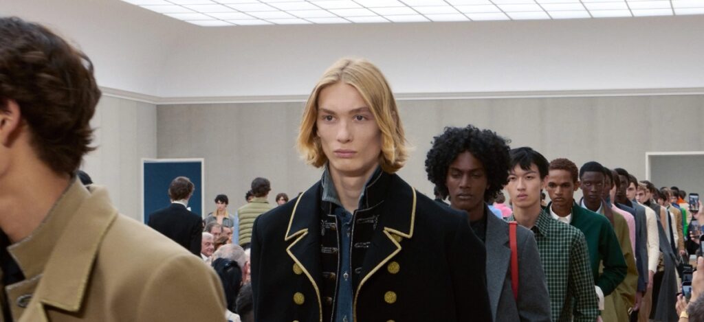 JW Anderson embraced the challenge with creative boldness during Paris Fashion Week Men’s SS26 / Photo via Dior