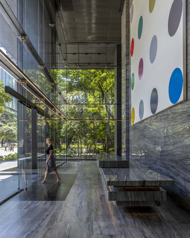 This groundbreaking project stands as a shining example of how sustainable architecture in São Paulo is transforming skylines / Photo via Maira Acayaba