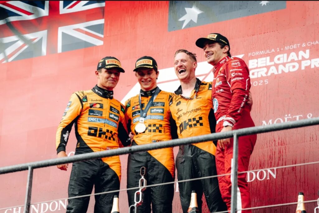 In the latter stages of the Belgian GP, Norris began to close the gap thanks to his superior tyre longevity. / Photo via McLaren