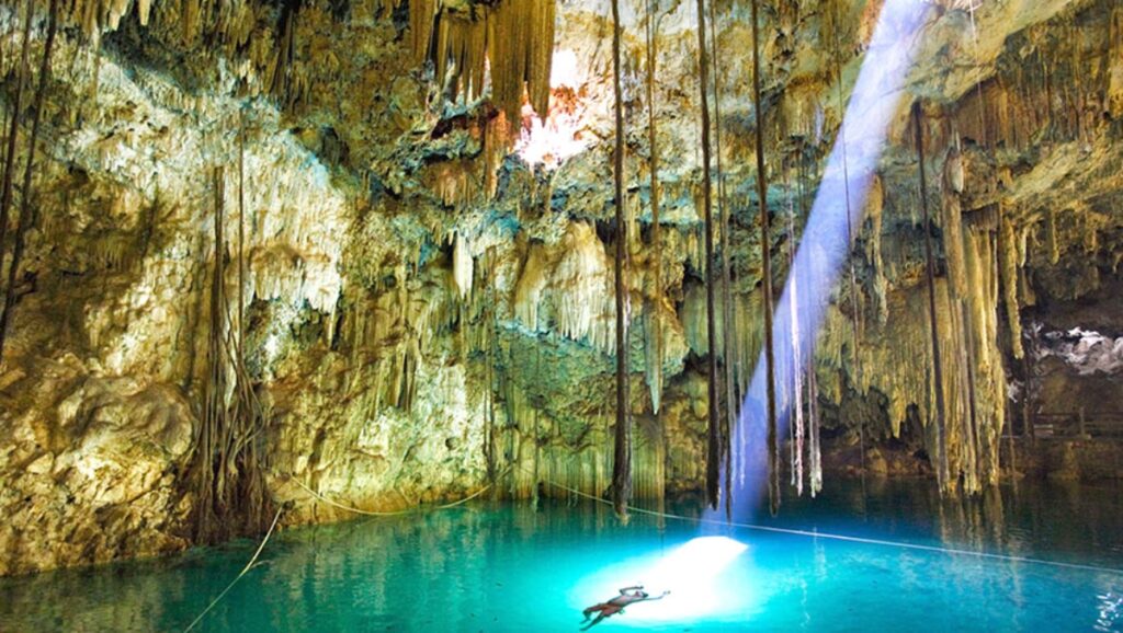 Cenote Samula – Yucatán, Mexico