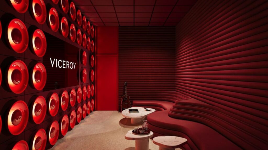 Spanning more than 30,000 square feet, the amenities at Viceroy Residences are curated to foster both relaxation and entertainment. / Photo via Hayes Davidson