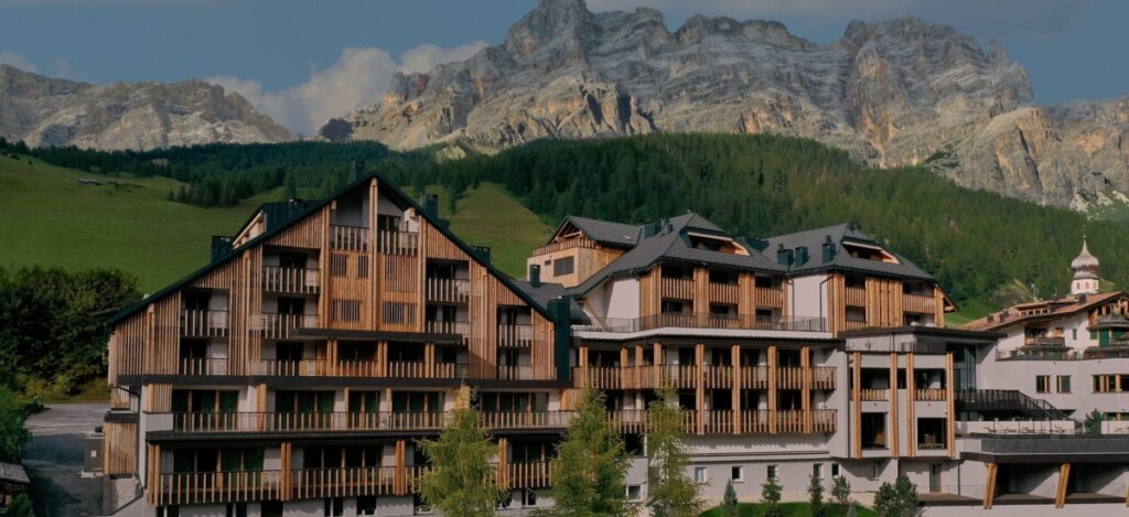 Aman Rosa Alpina is a refined sanctuary where Alpine tradition meets world-class luxury. / Photo via AMAN