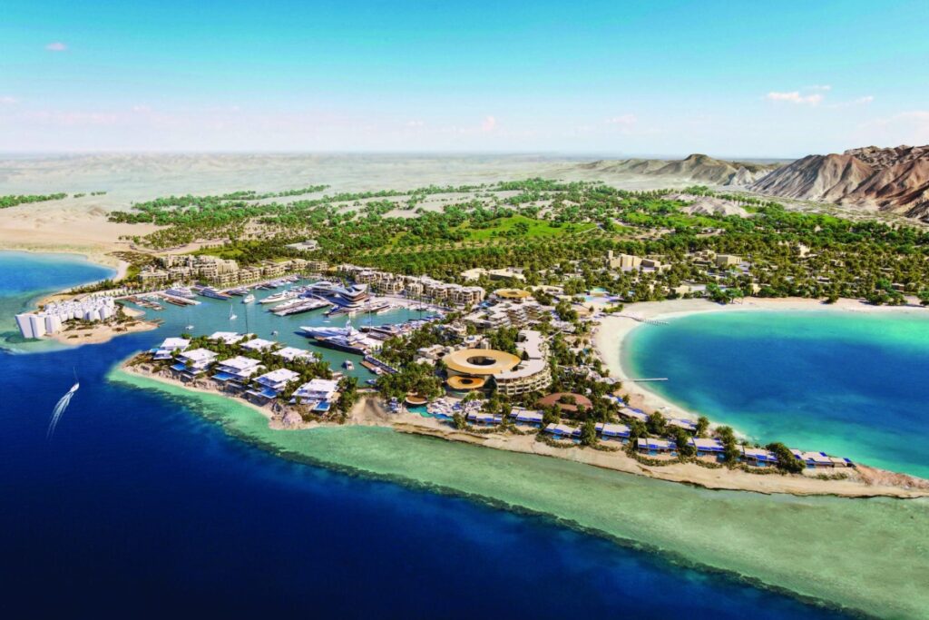 Triple Bay’s development continues to progress steadily. With eight hotels opening in phase one and 1,400 keys planned, AMAALA is set to become a global destination. / Photo Red Sea Global