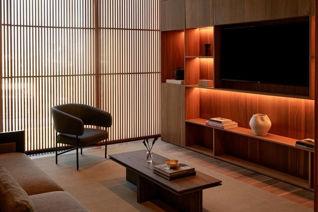 Warm wood, neutral stone textures, and soft lighting create a haven of peace / Photo Monterrey InterContinental