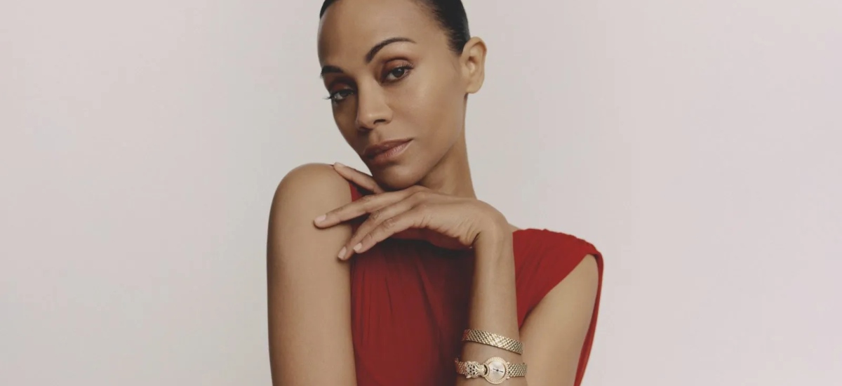 Known for her elegance and strength on screen, Zoe Saldaña has long had a meaningful connection with the Maison / Photo Cartier