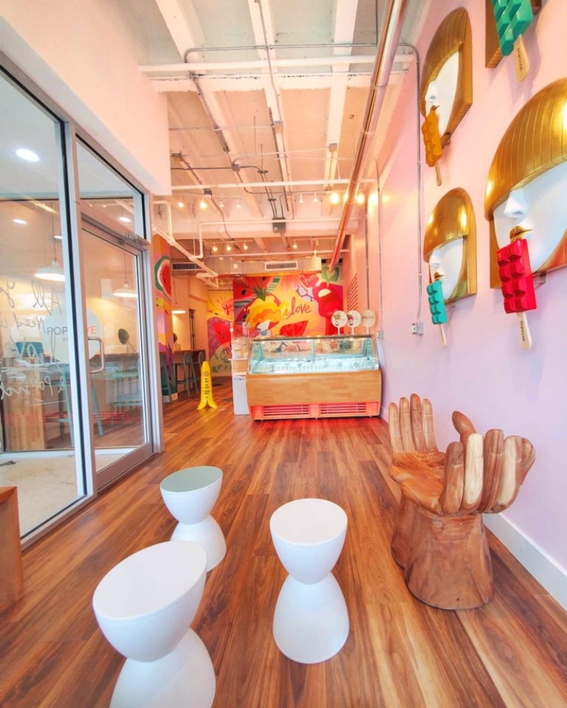 Perfect for a stroll through the city’s artsy neighborhoods, Pop Love brings a playful twist to Gelato classics in Miami / Photo via Pop Love