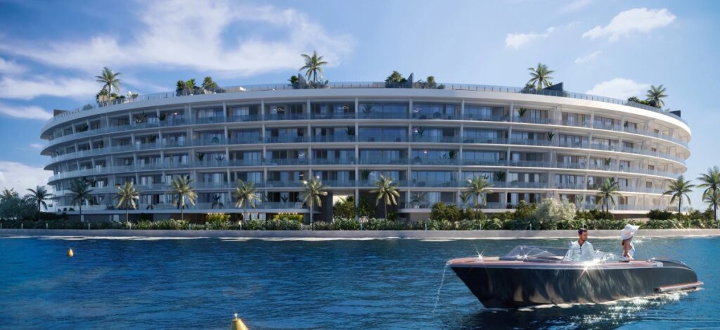 Positioned at the exclusive Grove Isle, La Sponda aims to deliver an upscale dining experience with a focus on refined coastal Italian cuisine / Photo via Grove Isle