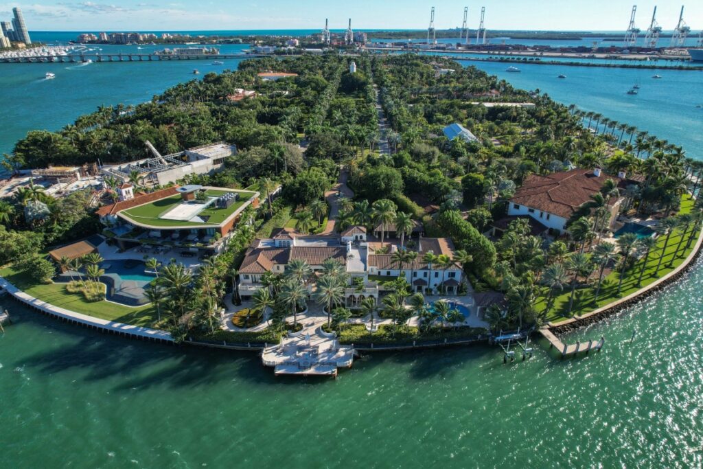 Nearly a quarter of the 4,500 sales during that time were cash deals—a 174% increase in a single year / Photo David Siddons Group