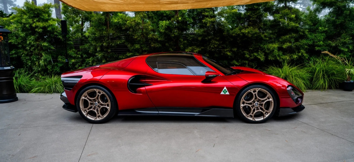 The 33 Stradale Alfa Romeo emerged once more, not as a nostalgic replica but as a radical reimagining of one of the most celebrated supercars of the twentieth century / Photo Alfa Romeo