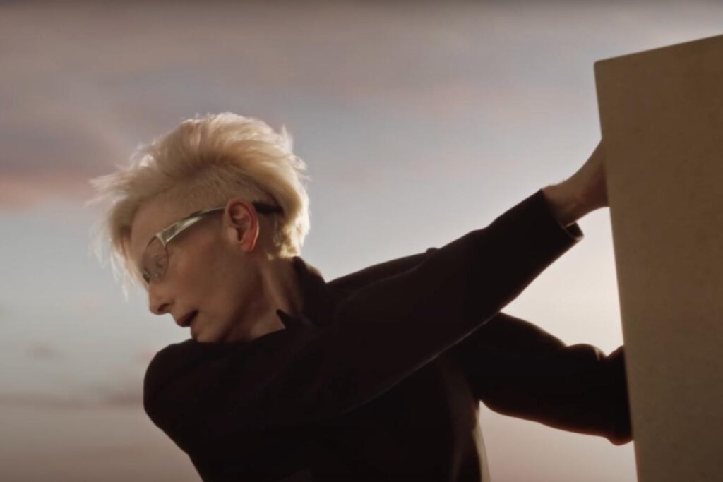 With Tilda Swinton x Gentle Monster, that ethos reaches new heights. / Photo Gentle Monster