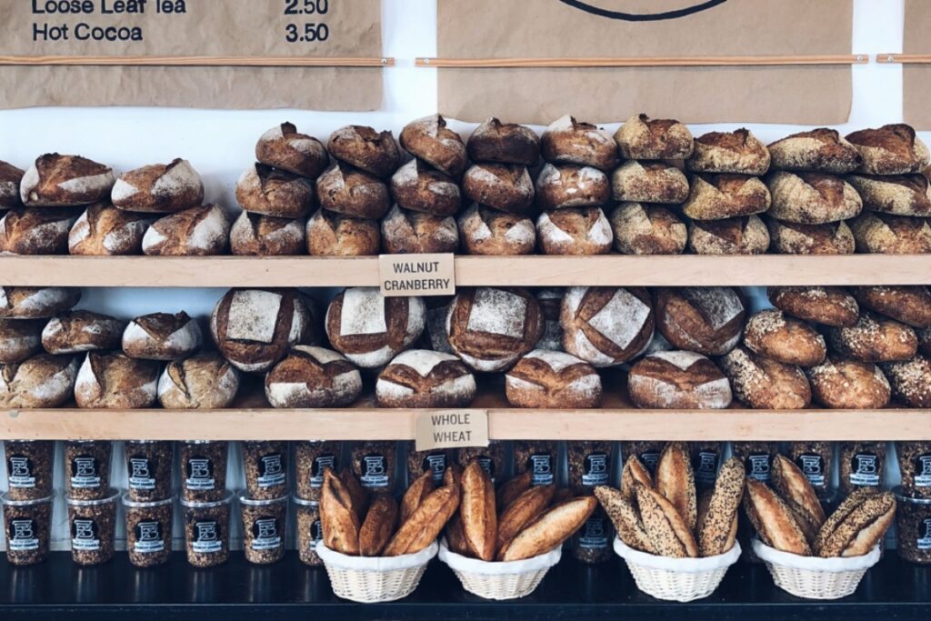 Expect warm breads, flaky pastries, hearty soups, and sandwiches crafted with care / Photo via Zak the Baker