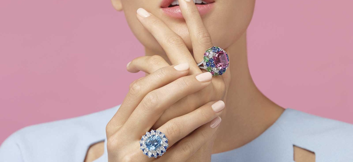 Each piece is designed to evoke joy and sophistication, combining whimsical color palettes with the timeless elegance that defines Harry Winston’s creations / Photo via Harry Winston